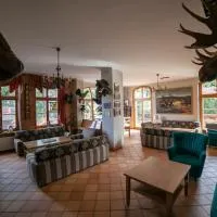 Agroturystyka "Dworek Myśliwski", hótel í Cedynia