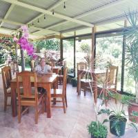 Marita's Bed and Breakfast, hotel in Nuevo Arenal