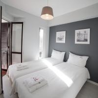 FLH - Ericeira Beach Apartments, hotel di Ericeira