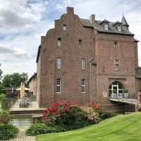 Burg Obbendorf, hotel Niederzierben