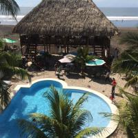 Sabas Beach Resort, hotel in La Libertad