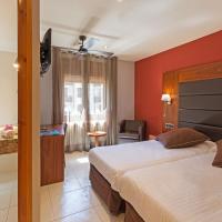 Los mejores hoteles con jacuzzi en la habitación en LLEIDA 10 Hotel Restaurant Castellarnau