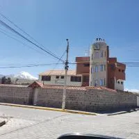 Hospedaje San Fernando, хотел в Кайамбе