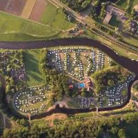 Camping De Koeksebelt, hotel u gradu Ommen