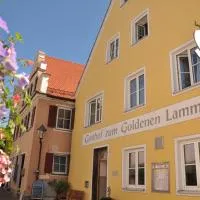 Hotel Gasthof zum Goldenen Lamm，哈爾堡的飯店