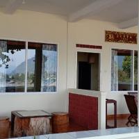 Bunga Ayu Seaside Resort，帕拉布漢拉圖的飯店
