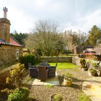 Smugglers Cove Cottage, hotel in Scarborough