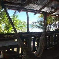 Surfhost, hotel din Garza
