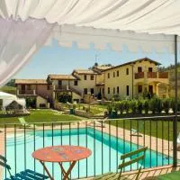 Borgo Le Capannelle, hotel a Castel Ritaldi