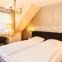 Art of Comfort Haus Ingeborg, hotel near Cologne Bonn Airport - CGN, Cologne