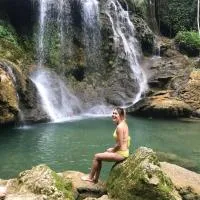 Viesnīca LePont Mu Waterfall Bungalow pilsētā Hòa Bình