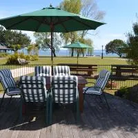 Cedarwood Lakeside Motel & Conference Venue, hotel v destinácii Rotorua