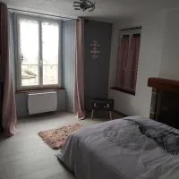 Joli appartement à Murat proche du Lioran Cantal, ξενοδοχείο στο Murat