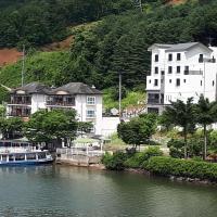 Interlaken Stay, hotel u četvrti 'Cheongpyeong' u gradu 'Gapyeong'