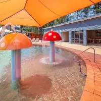 Ingenia Holidays Avina, хотел в Vineyard