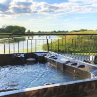 Waterside Escapes, hotel in Dogdyke