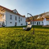 Villa Alzira, hotel Seiában