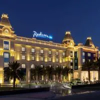 Radisson Blu Hotel, Ajman, Hotel in Adschman