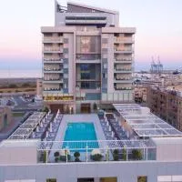 Radisson Blu Hotel, Larnaca、ラルナカのホテル