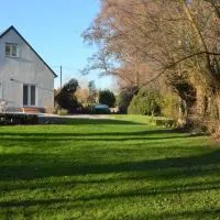 Charmes d'hôtes, hotel a Grand-Leez