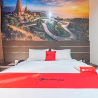 RedDoorz near Stadion Sanaman Mantikei, hotel near Palangkaraya Airport - PKY, Palangkaraya