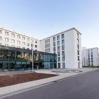 DORMERO Strandhotel Rügen, готель у місті Бінц