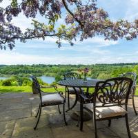 Cousley Wood Villa Sleeps 2 with WiFi, hotel in Wadhurst