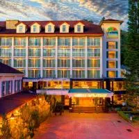Century Pines Resort Cameron Highlands โรงแรมในคาเมรอนไฮแลนด์