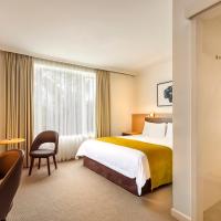 BEST WESTERN PLUS Travel Inn, hotel in Carlton, Melbourne