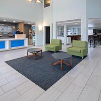 Holiday Inn Express & Suites Watsonville by IHG, hotel near Watsonville Municipal - WVI, Watsonville