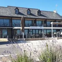Hôtel du Port Bar Restaurant, hotelli kohteessa Sarzeau