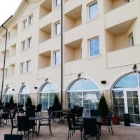 Villa Della Rosa: Razgrad'da bir otel