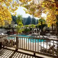 boon hotel + spa - adults only، فندق في جيرنفيل