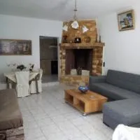Aggelina, hotel v destinácii Sárkhos