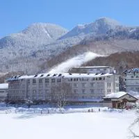 Shiga Lake Hotel, hotel en Yamanouchi