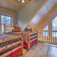 Dream Log Cabin in Bethel - 15 Min to Ski Resort!, hotel in Bethel