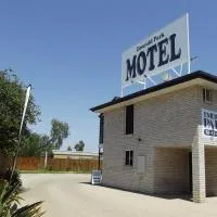 Emerald Park Motel, hotel di Emerald