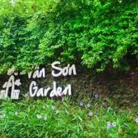 Van Son Garden - HomeStay, готель у місті Hòa Lạc