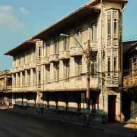 The Mustang Blu，曼谷唐人街的飯店