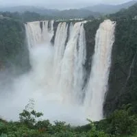 KSTDC Hotel Mayura Gerusoppa, Jogfalls, ξενοδοχείο σε Māvingundi