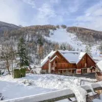 Appartement Pied Piste Luc Alphand 80 M2 Serre Chevalier Chantemerle, отель в городе Сен-Шафре