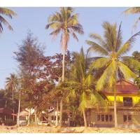 TAWAN RESORT, hotel di Chumphon