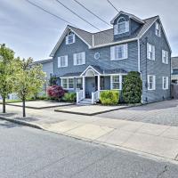 Lavallette House with Fenced Yard and Gas Grill!, hotel in Lavallette