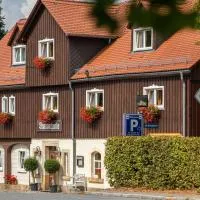 Dammschenke Gasthof & Hotel، فندق في كورورت جونسدورف