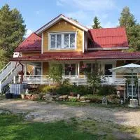 TOIVONNIEMEN KOTIMAJOITUS, Hotel in Paltaniemi