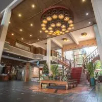 100 Islands Resort & Spa, hotel i Surat Thani