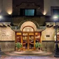 Hotel de Mendoza, hotel Guadalajarában