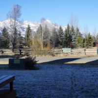 2-3 bedroom /2 bath, hotel near Jackson Hole Airport - JAC, Jackson