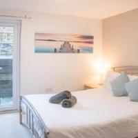 Stunning Refurbished Room - Private Patio! - Room 2
