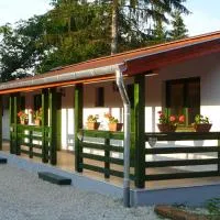 Kisrejtek Apartmanház, viešbutis mieste Lispeszentadorján